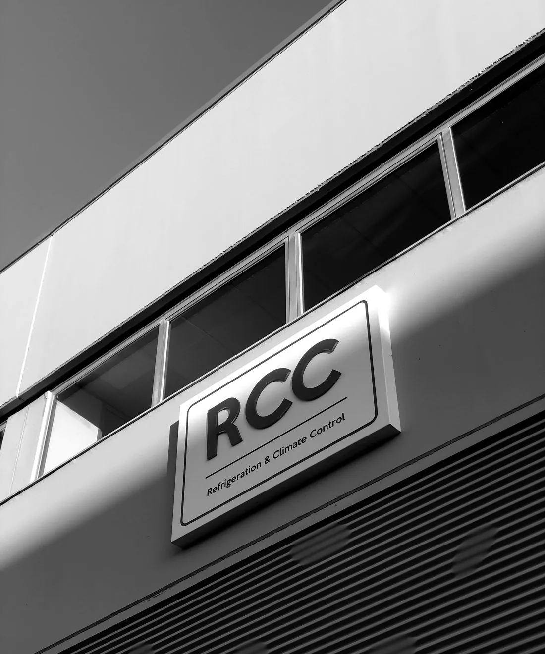 Fachada de la sede de RCC en el Parque Empresarial Táctica, Paterna